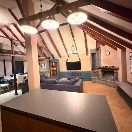The Sunset Penthouse 100m From New Bazaar -balcony - Available Parking Appartement *
