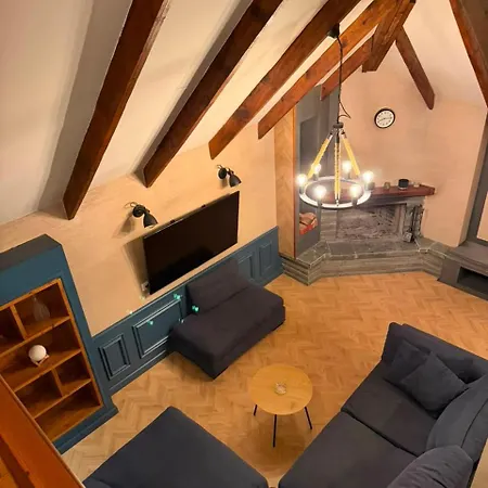 The Sunset Penthouse 100m From New Bazaar -balcony - Available Parking Tirana