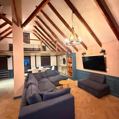 Appartement The Sunset Penthouse 100m From New Bazaar -balcony - Available Parking Tirana