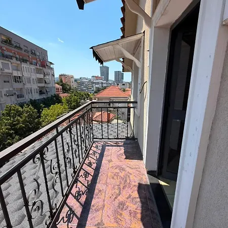 The Sunset Penthouse 100m From New Bazaar -balcony - Available Parking Appartamento