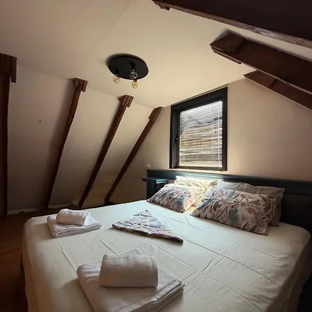 The Sunset Penthouse 100m From New Bazaar -balcony - Available Parking Appartamento *